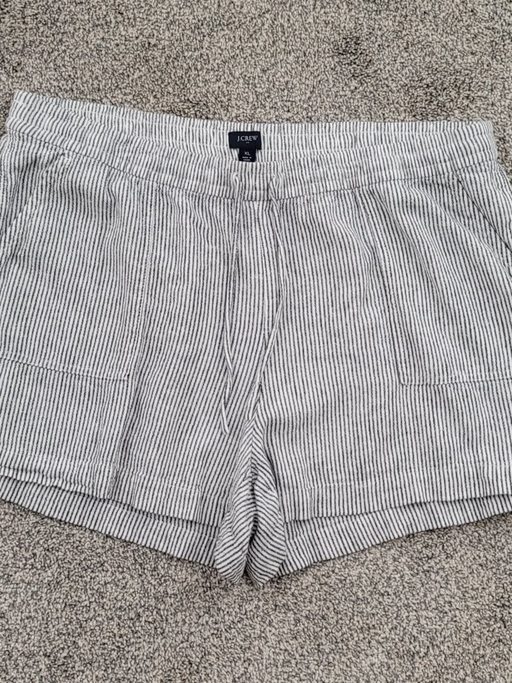 J. Crew Factory Black & White Pinstripe Shorts with Draw string X-Large